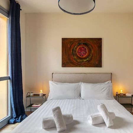 Al Castello Apartment Galliate Екстериор снимка