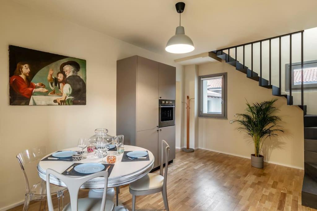 Al Castello Apartment Galliate Екстериор снимка